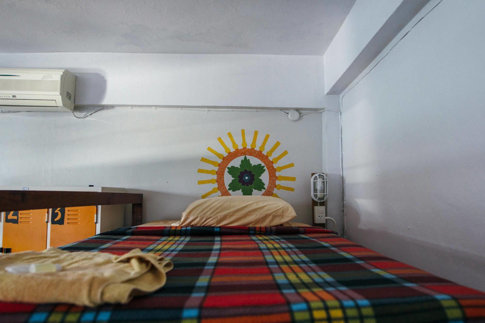 Zion Hostel Чиангмай Екстериор снимка