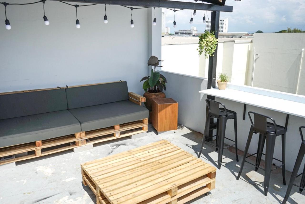 Zion Hostel Чиангмай Екстериор снимка