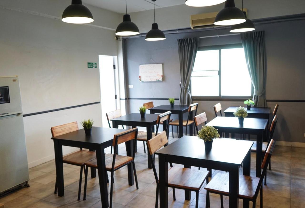 Zion Hostel Чиангмай Екстериор снимка